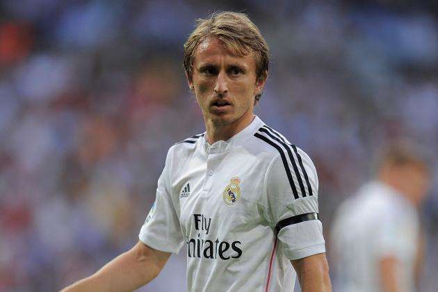 杨瀚森受伤惊魂：后脑勺被撞检查幸无大碍 NBA生涯已中5记三分