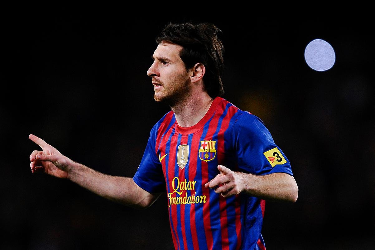 41岁詹姆斯再创NBA历史新高，5262万美元年薪实至名归